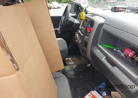 2017 Ram 1500 Express 4X2 6'4 Box from USA, damaged, VIN 1C6RR6FT9HS610021